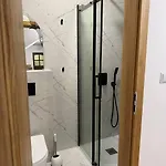 Wynajmowanie Pokoi * Szczyglice