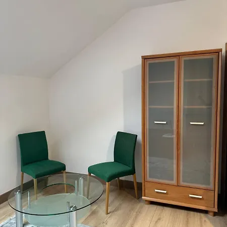 Wynajmowanie Pokoi *