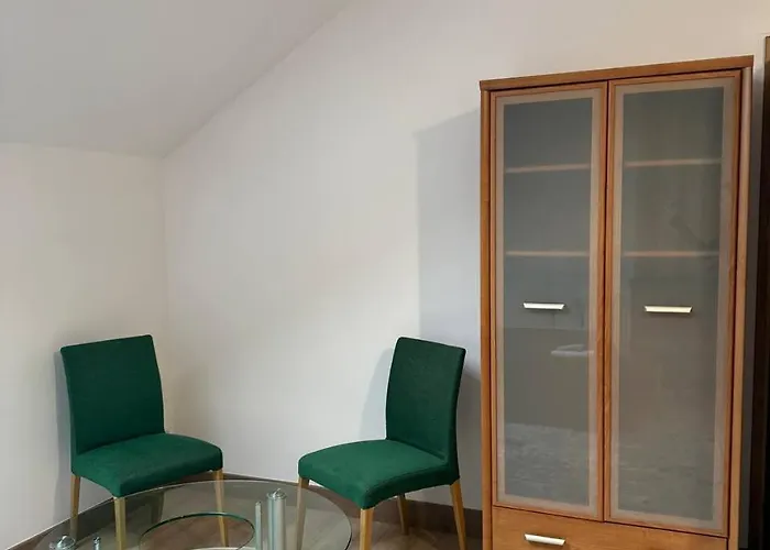 Wynajmowanie Pokoi *