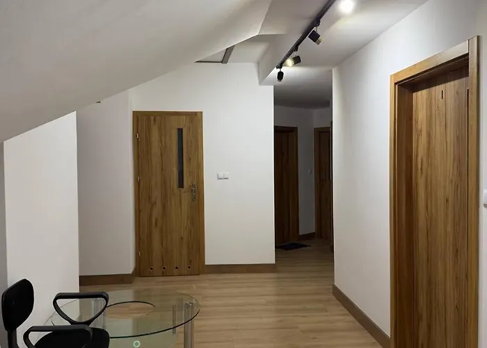 Hostel Wynajmowanie Pokoi *